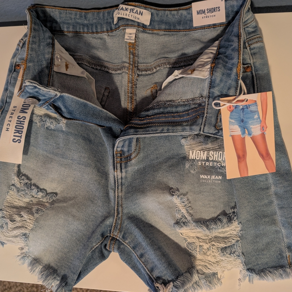 Ripped Denim Shorts - Blue - Picture 4 of 4